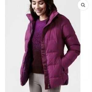Athleta Downtown Jacket Fuchsia Purple Sz Small NWOT 199.0 Zip Front Puffer Coat